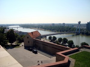 most na Dunavu 'NLO'   